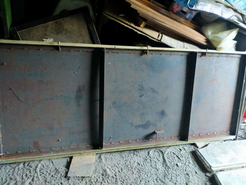 Дверь б/у  металлическая без лутки