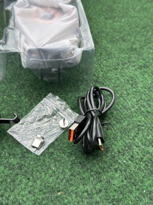 Uchwyt Samochodowy z kadowarka Bezprzewodowa 66w iPhone Samsung Xiaomi