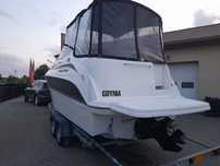 Łódź motorową BAYLINER 245 5.0v8
