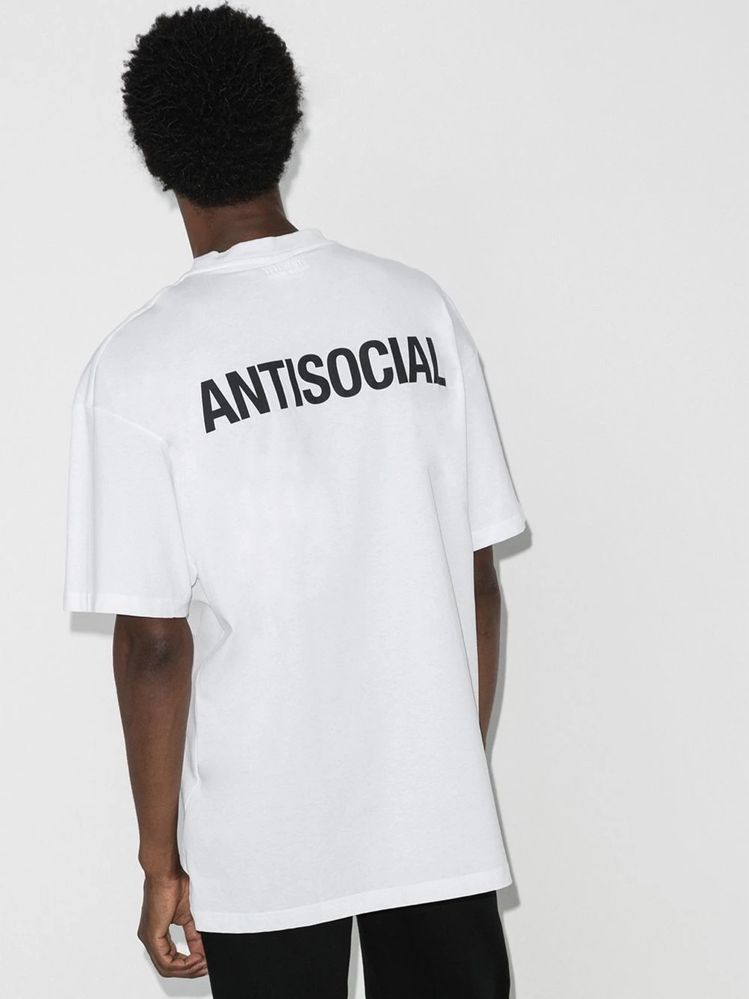 Футболка Vetements x Antisocial