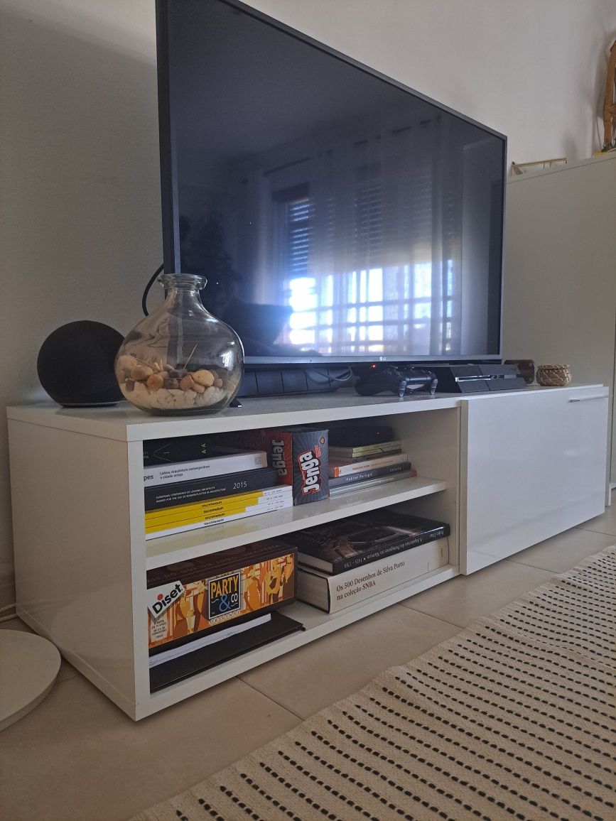 Mesa/consola  TV