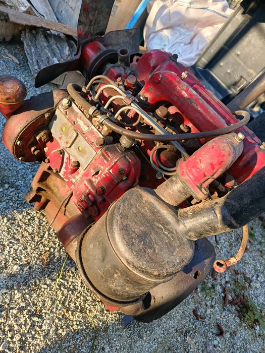 McCormick 323,international,case.
