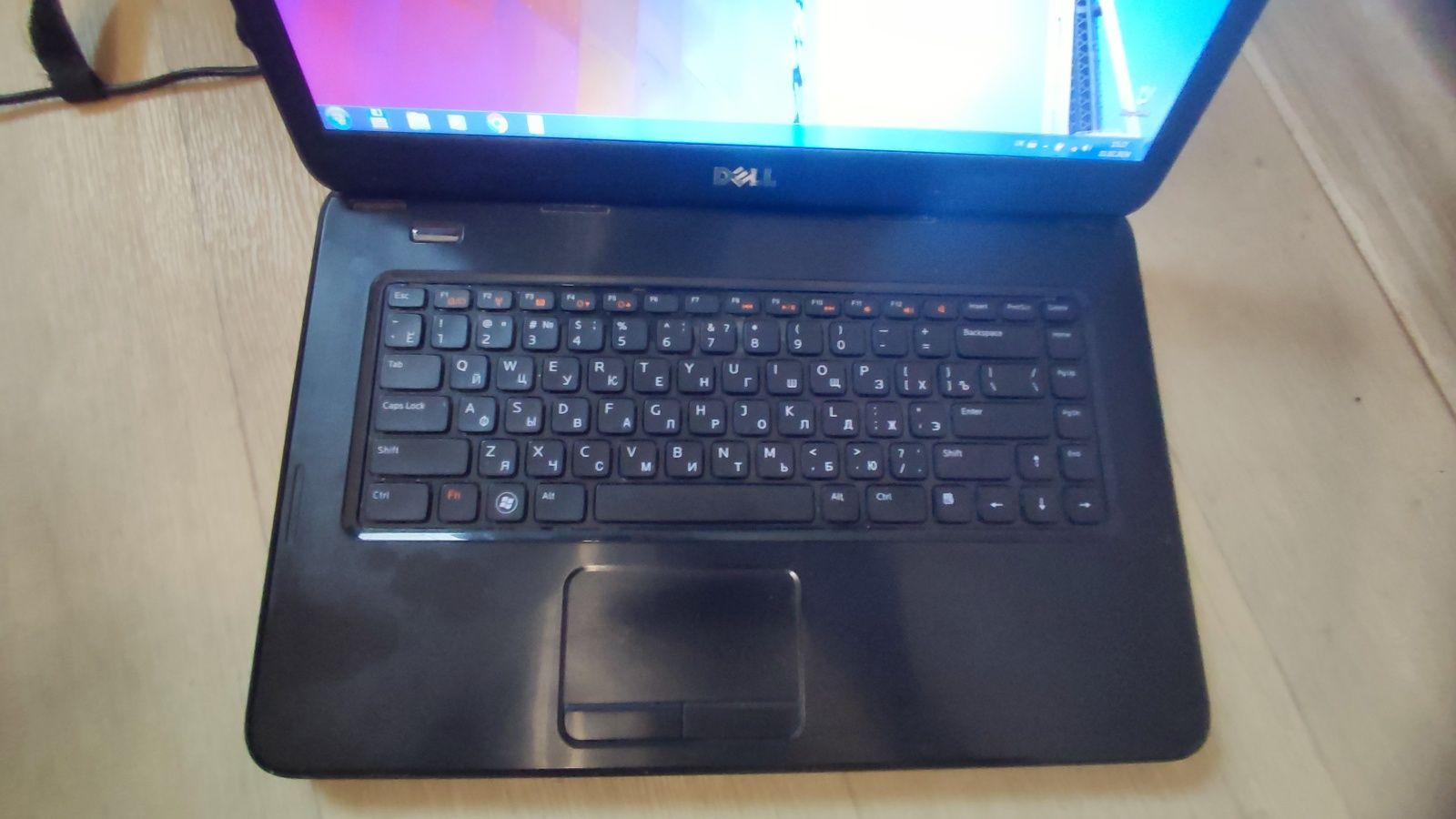 Ноутбук Dell Inspiron M5040 2/320