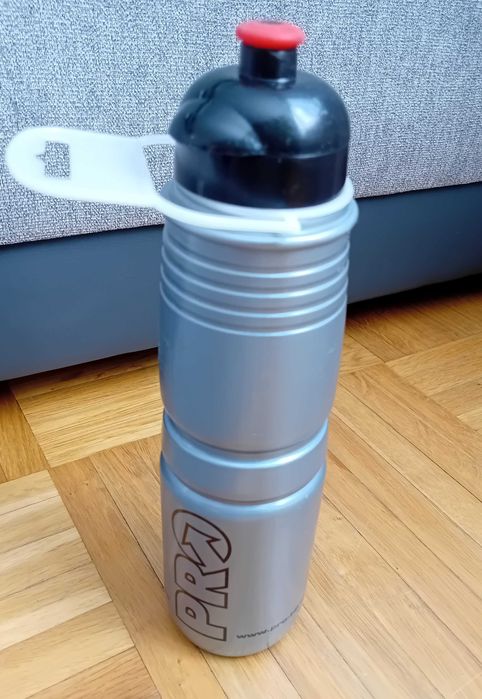Bidon rowerowy włoskiej firmy ELITE model PRO , poj.850ml /nowy/