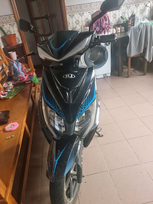 Scooter electrica ecoboost RJ ultimo modelo