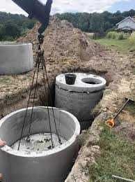 Екскаватор,Каналізація Під ключ Септик Бетонні кільця Вигрібна Яма