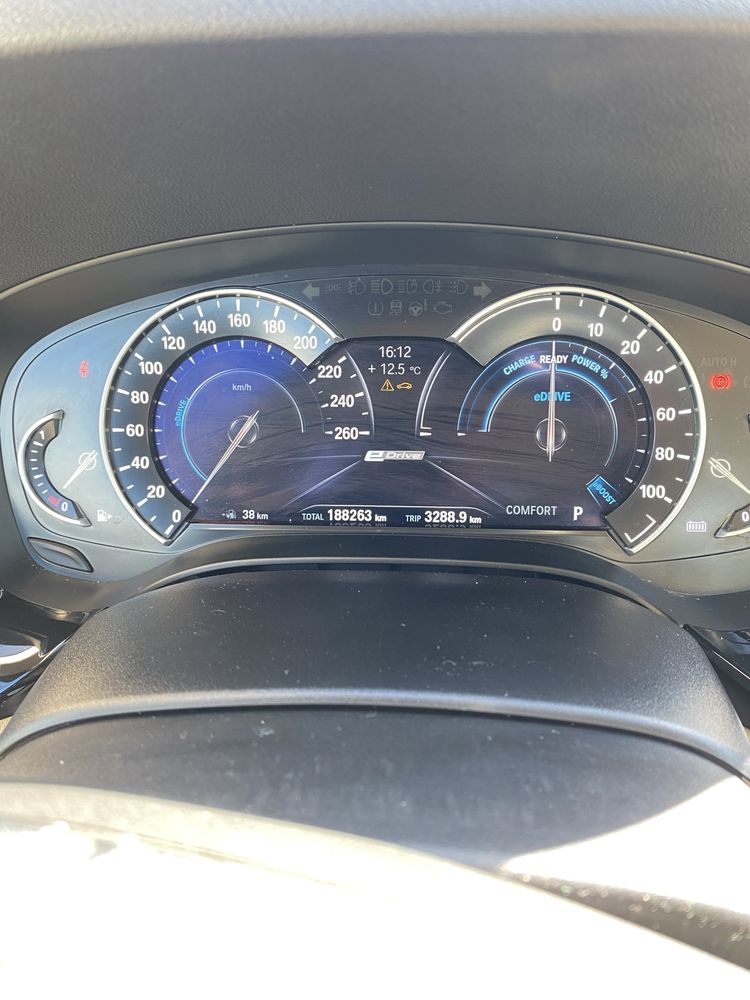 BMW 530e Plug-in Híbrido | 2017 | Nacional | 188.000km