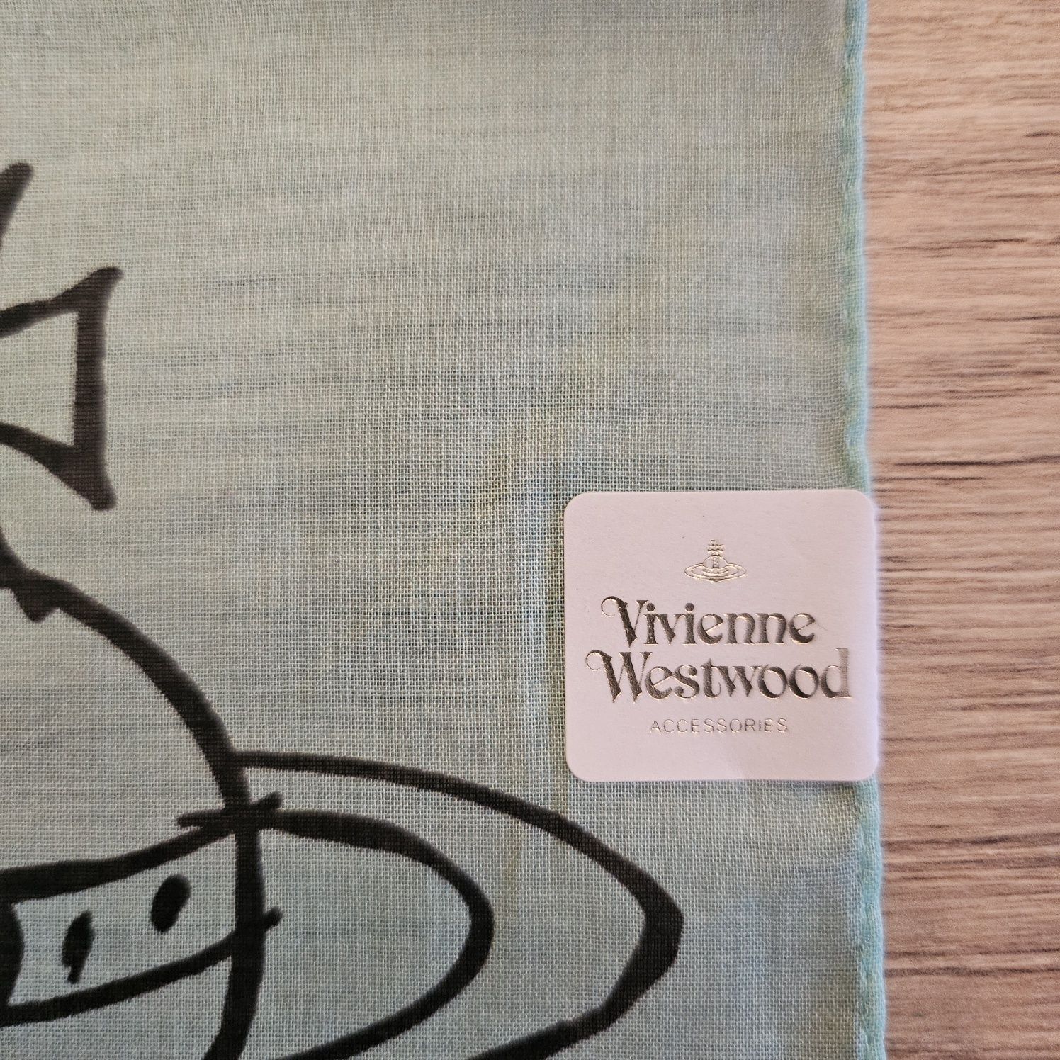 Nowa apaszka Vivienne Westwood
