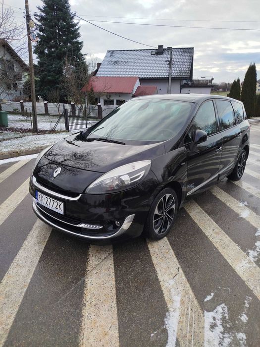 Renault Grant Scenuc 2012 1,5 dci 176000 km 110 KM 7 osobowy
