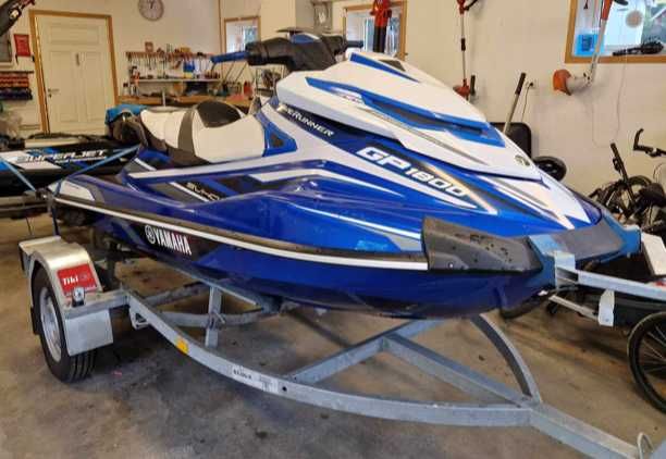 Skuter wodny Yamaha GP 1800 SVHO / 2017 / 155 mth