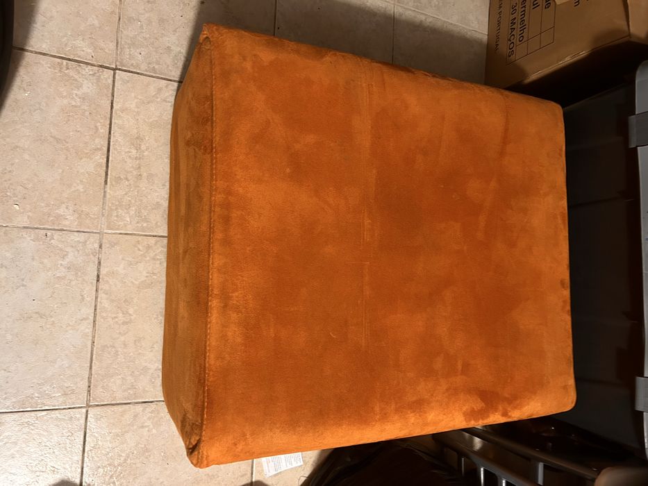 Vendo puuf 75x75cm