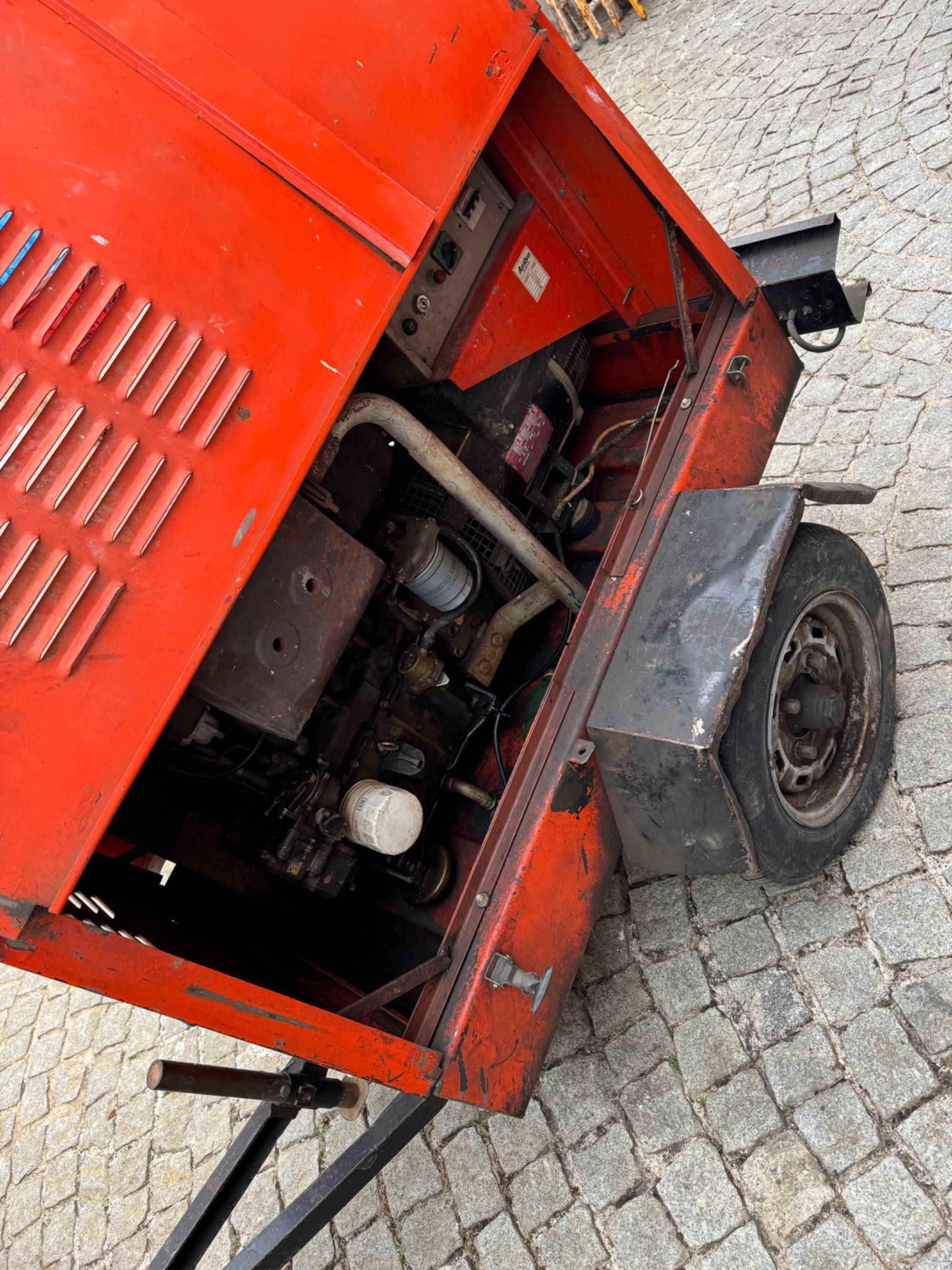Gerador  400V 23KVA