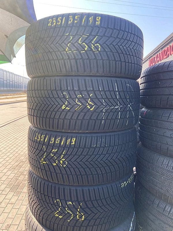 235/35/19 Bridgestone Weather A005_6mm_4szt_(256)