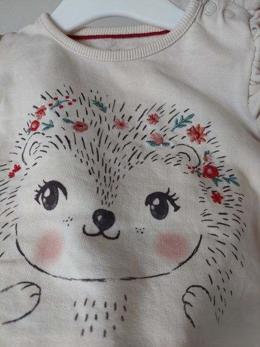 Dres dresik kremowy dla dziewczynki 86 C&A jeż bluza spodnie