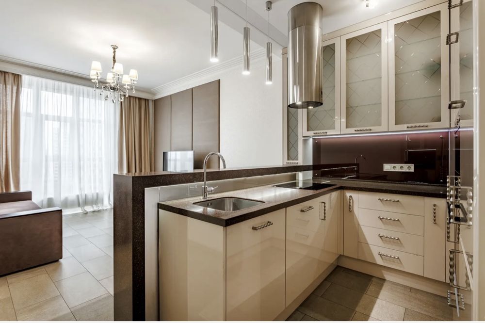 Французький квартал, Печерськ, Либідська , Палац Україна, Тютюнника