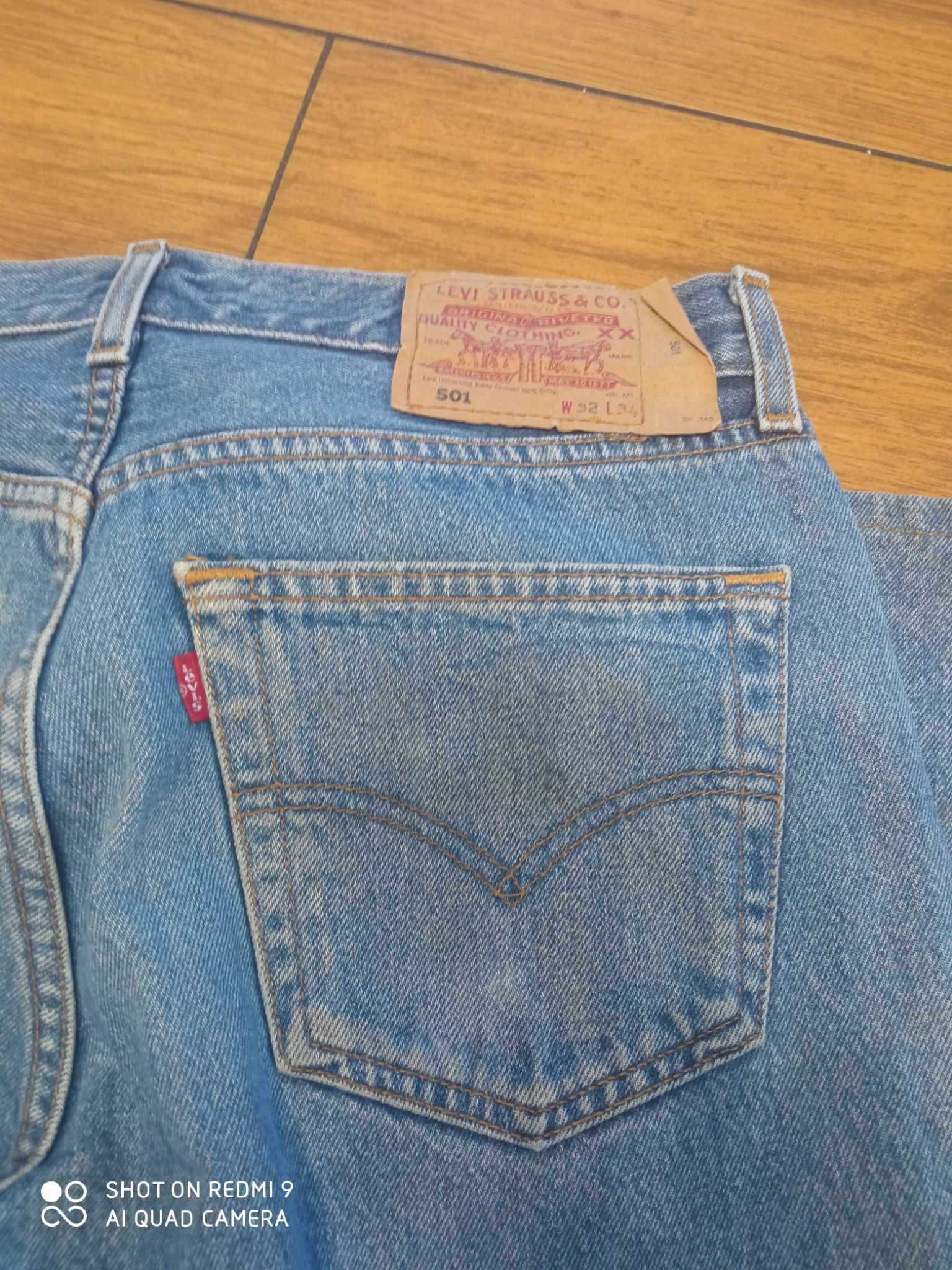 Spodnie męskie jeansy Levis Levi's 501 32X34 W32 L34 plamy