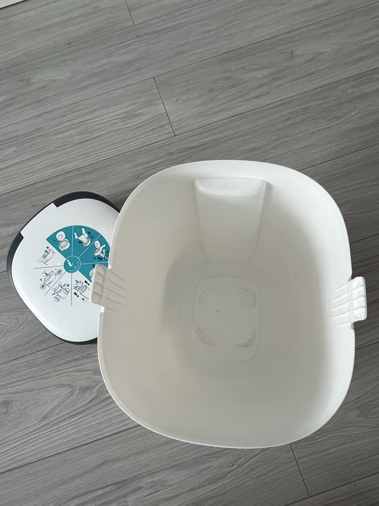 Kosz na pieluchy Tommee Tippee Twist and Click