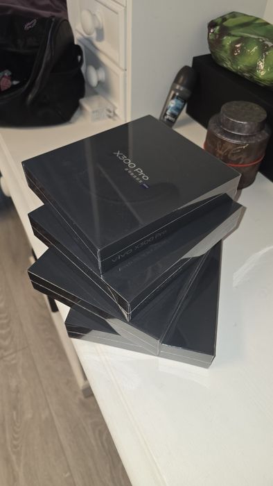 VIVO X300 PRO 12/256 Gb (всі кольори)