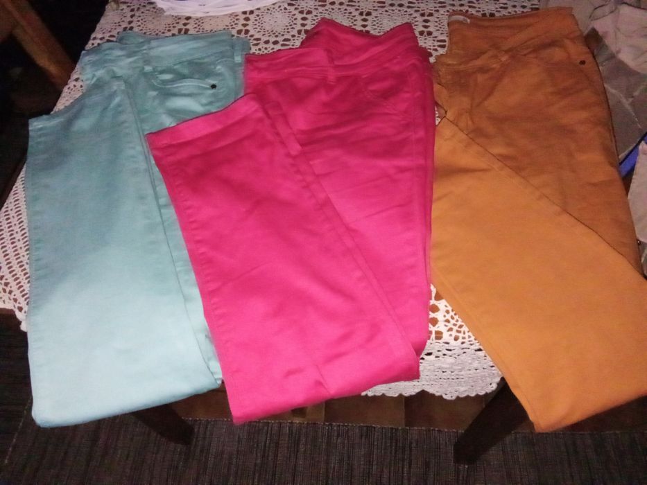 Conjunto de 3 calças ganga de mulher