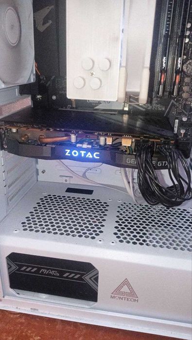 Продам Відеокарта GTX 1080Ti 11GB Zotac Mini GDDR5X 352 біти