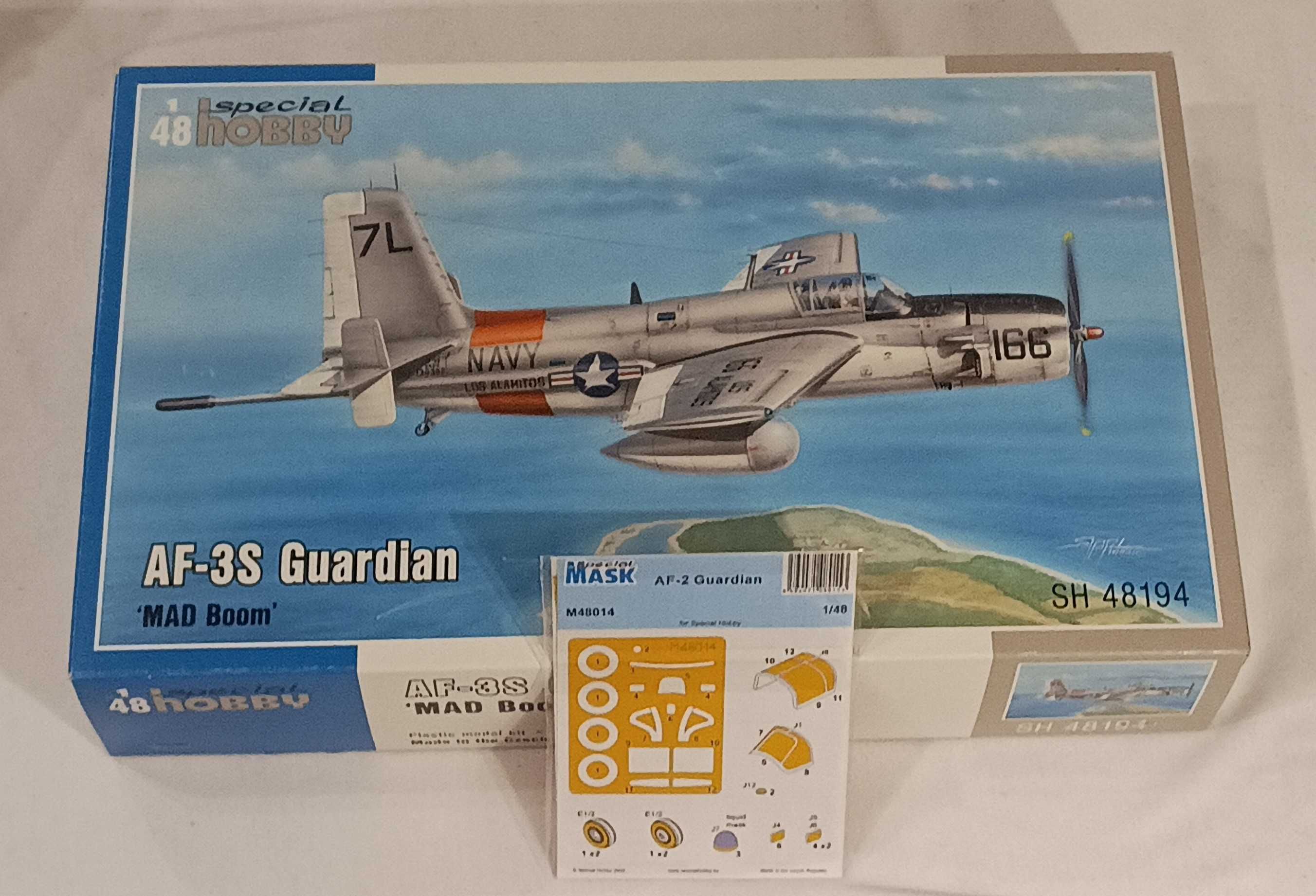 Grumman AF-3 s Guardian "MAD Boom", Special Hobby 1:48 + maski. model
