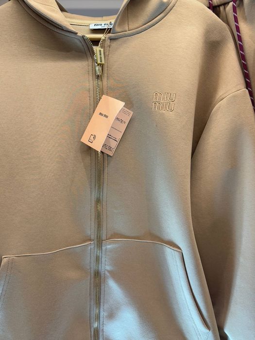 костюм жіночий спортивний новий бежевий Miu Miu/розмір M/S