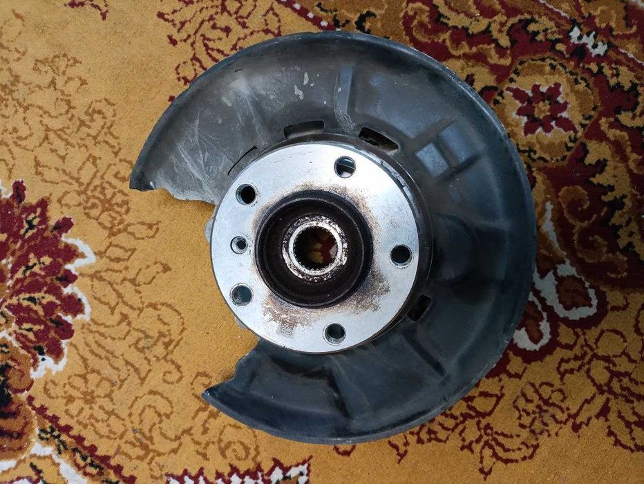 Задня права ступиця ступица БМВ Ф30 BMW F30