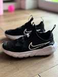 Nike Performance