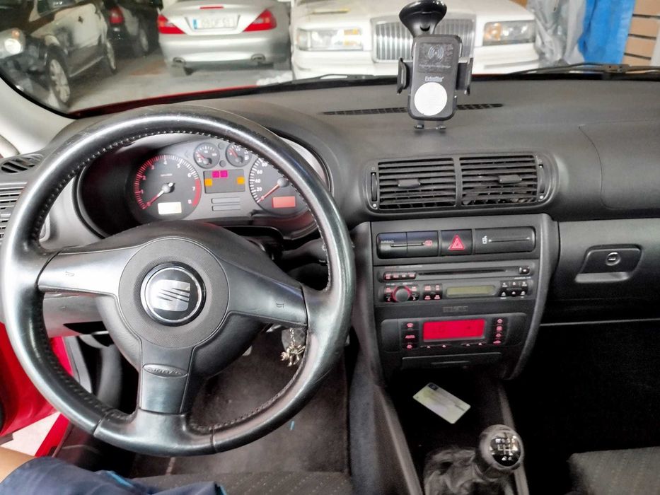 Seat Leon 1.6 16V 105 CV - Novo Novo Novo