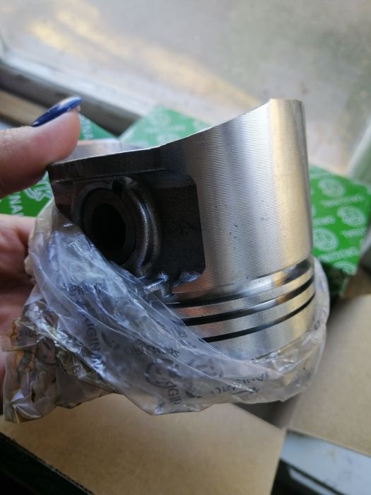 Поршни размер 82.4