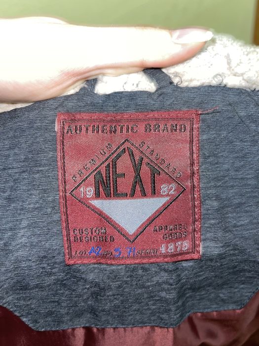 Стильна дитяча жилетка на хлопчика 7-8р