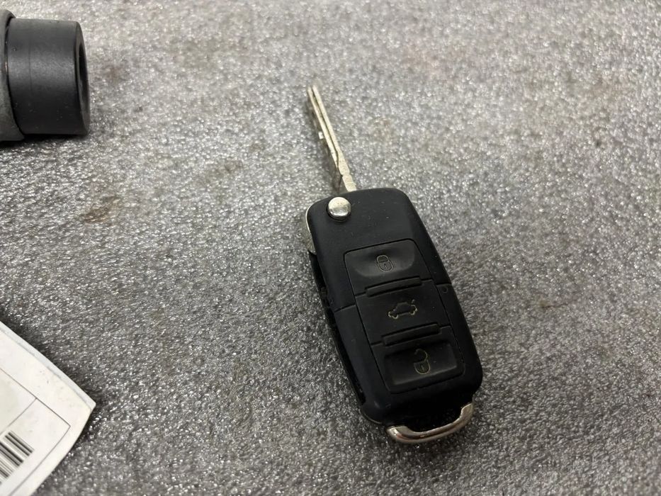 Canhão da ignição SKODA Fabia I Hatchback (6Y2)