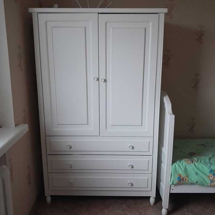 Срочно! Торг! Шкаф из эвкалипта