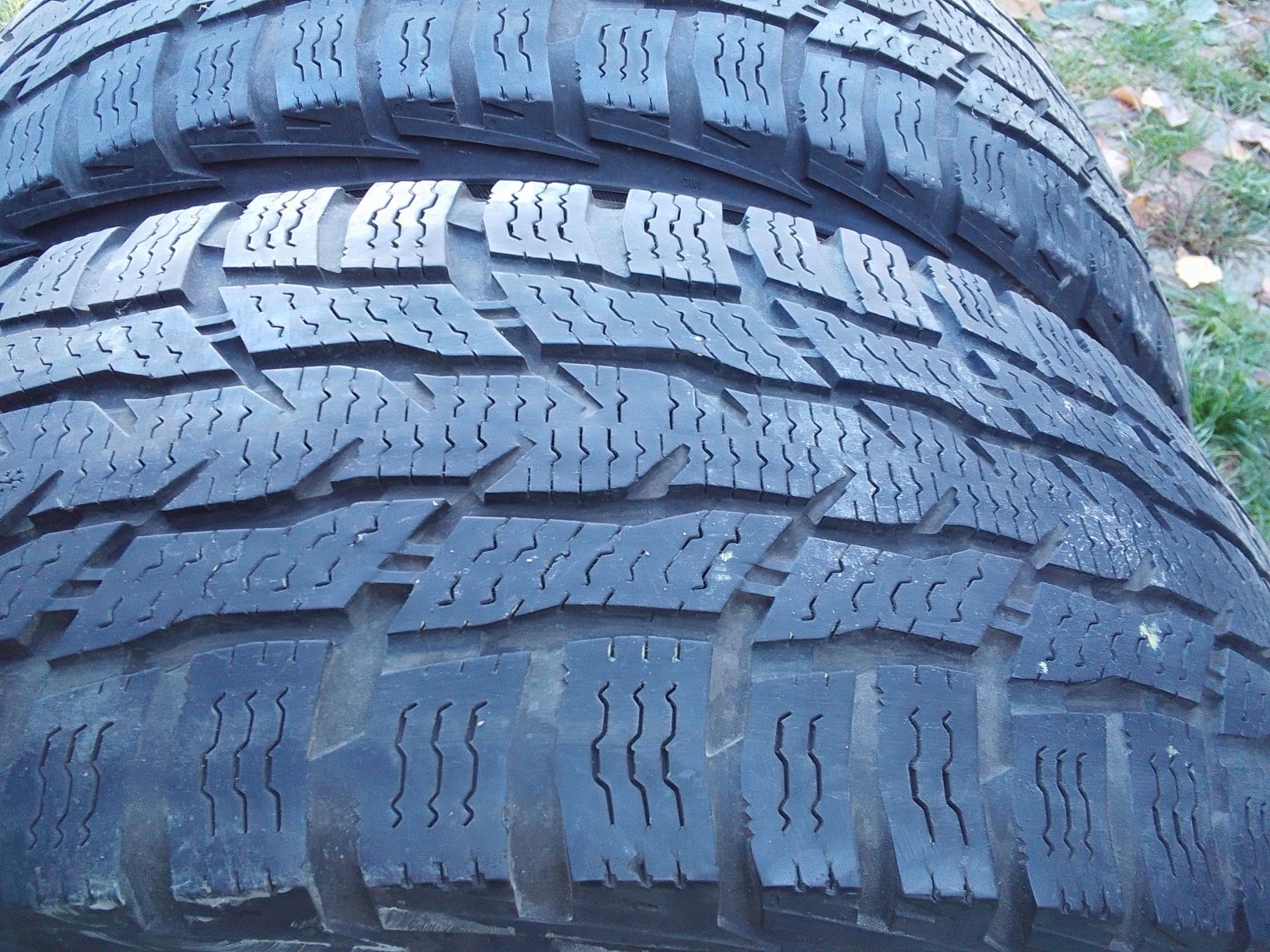 2 Opony zimowe 235/65r16C NOKIAN 2019r