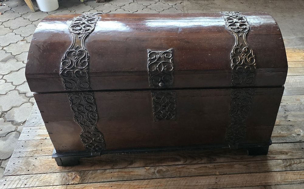 Skrzynia drewniana / kufer