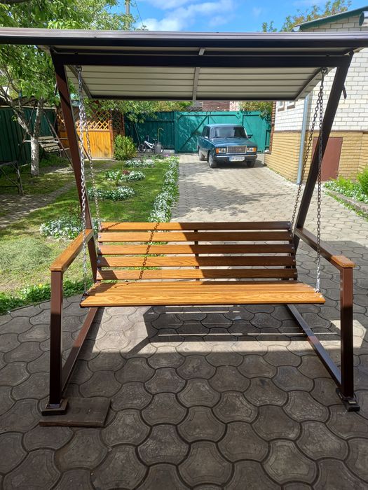 Садові качелі різних видів