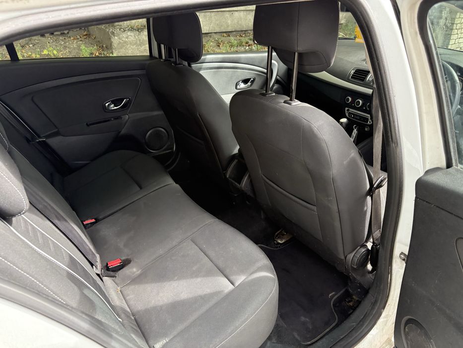 В Житомирі Renault Megane3 1.5d k9k 2013 праве кермо Житомир євробляха