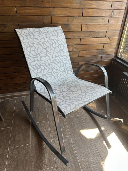 Крісло гойдалка нове