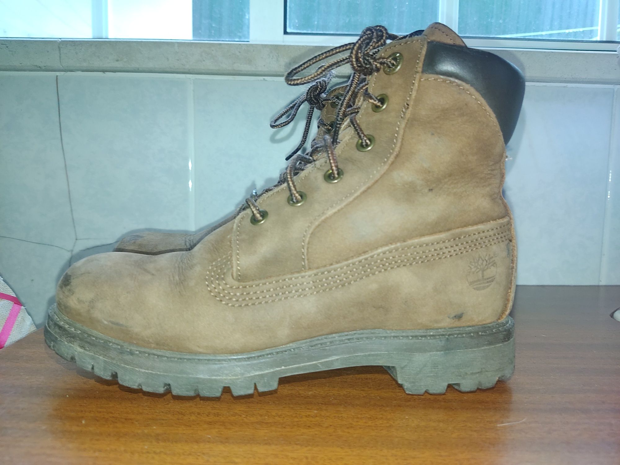 Botas timberland castanhas senhora tam 36 biqueira rigida nobuck