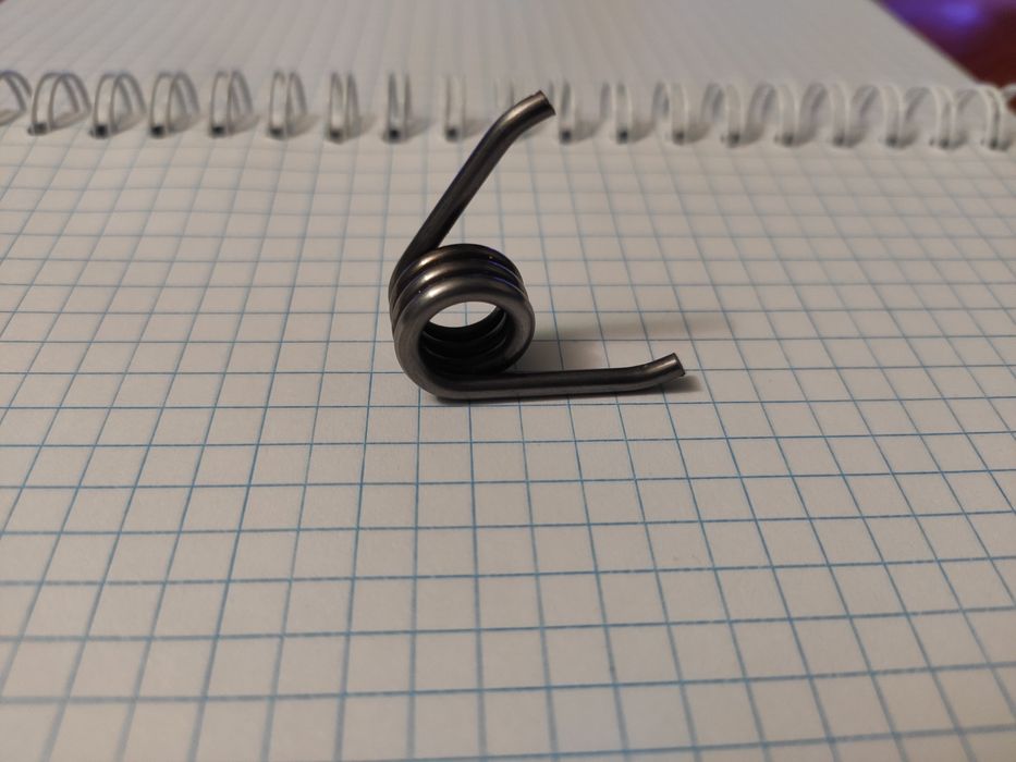 Пружина педалей thrustmaster T150 TMX