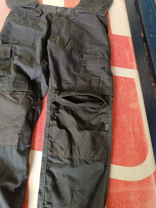 Продам мужские рабочие штаны DeWalt