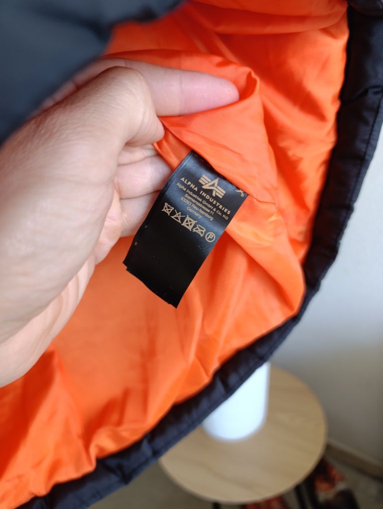 Мужская жилетка alpha industries vest nasa