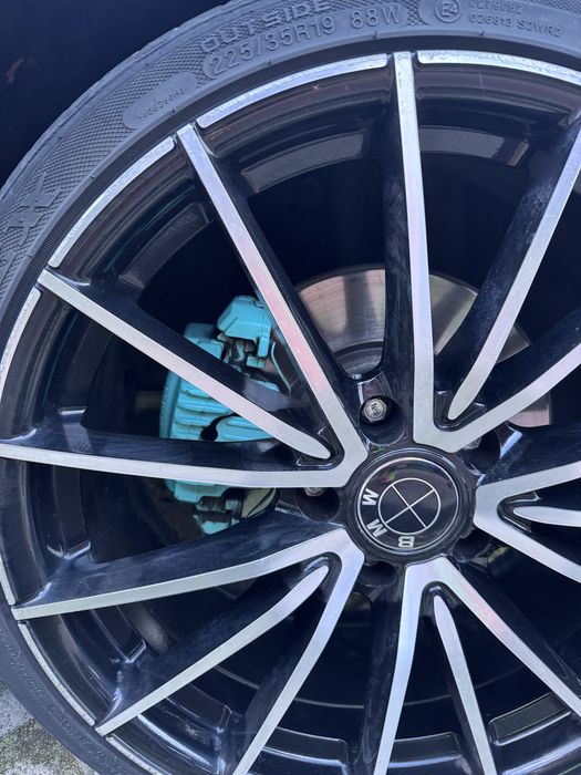 BMW E90 2.0D M47 163km manual 19” xenon