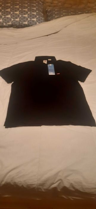Polo marca Levi's