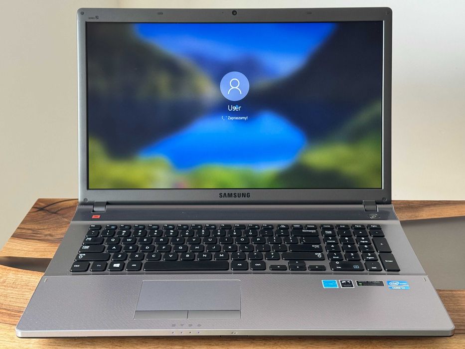 Laptop Samsung NP550P7C 17,3" FHD i7-3630QM 8GB / 1TB HDD / BAT 2h