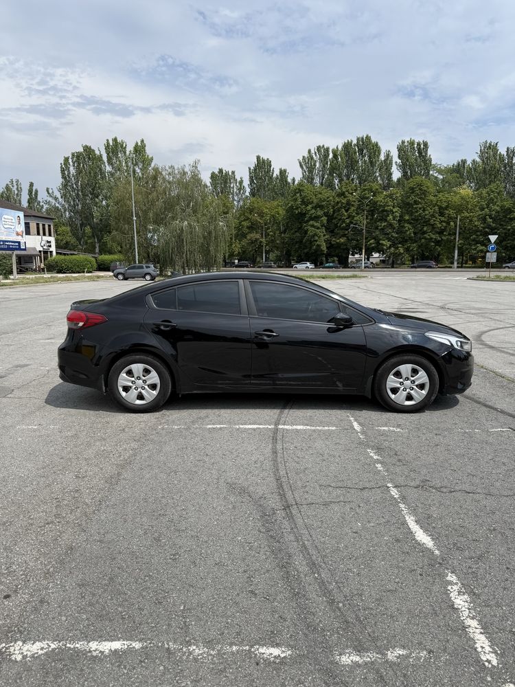 KIA FORTE 2018 год выпуска