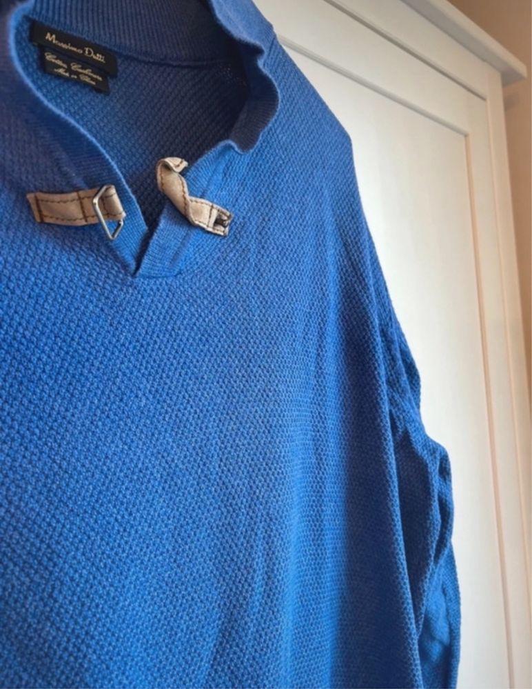 Niebieski sweter Massimo Dutti