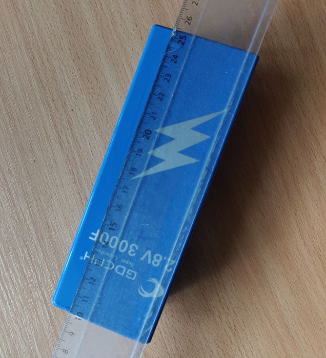 Супер конденсатор  3000f 2.8V