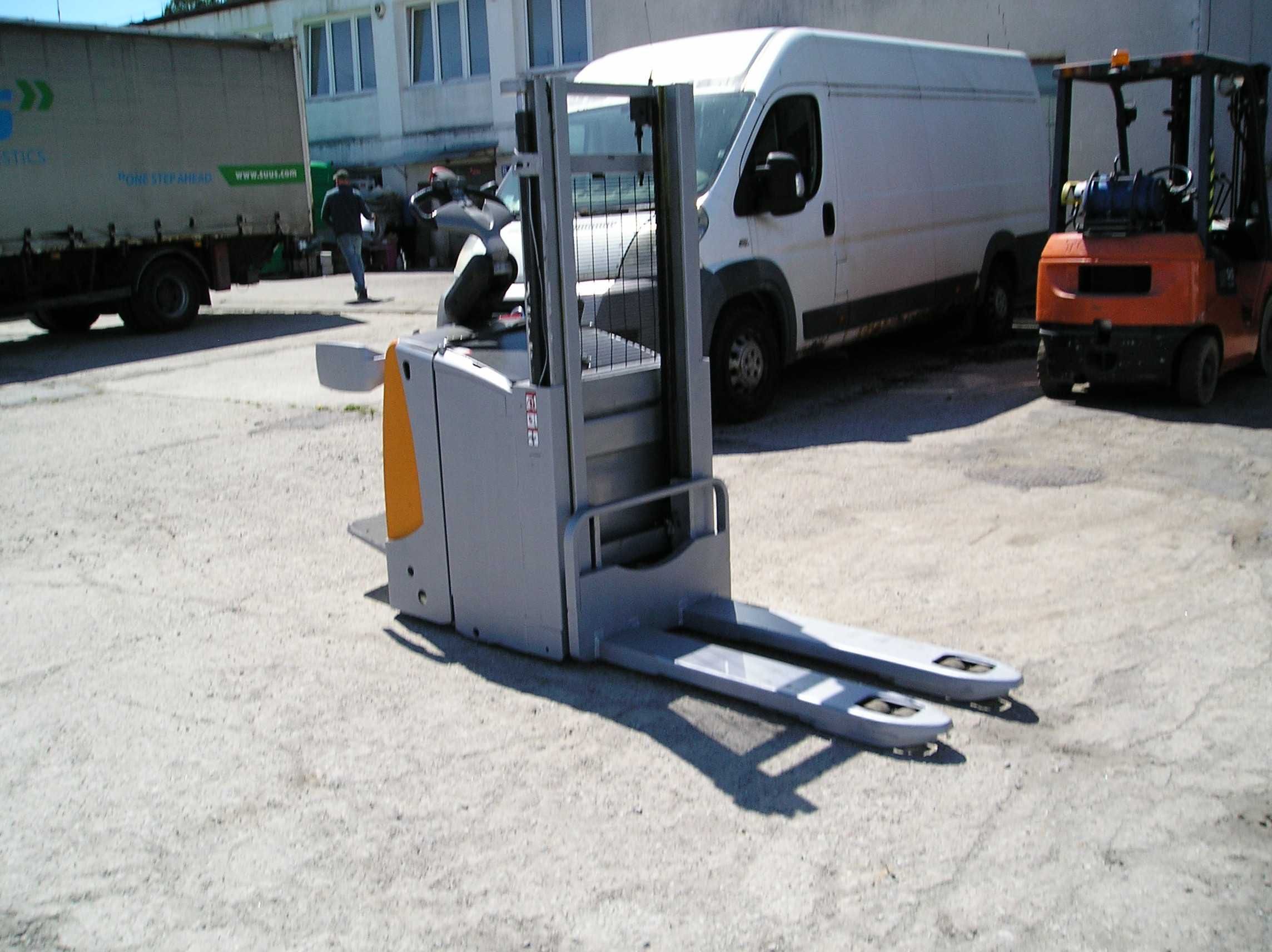 wózek widłowy paleciak elektryczny STILL EXD SF20