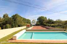 Moradia T3 térrea na Curia com piscina, campo de ténis e excelente